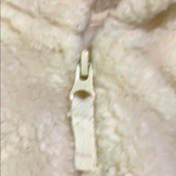 Creamy faux fur unicorn hoodie/coat w/silver wings - Picture 5 of 16